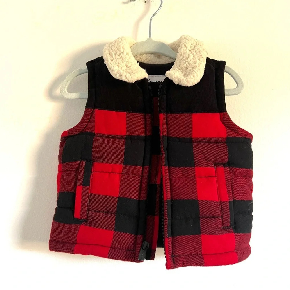 Old Navy baby red plaid vest size 3-6 months
